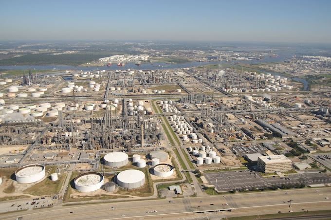 Two dead, about 35 injured after hydrogen sulfide release at Deer Park Pemex plant – Houston Public Media