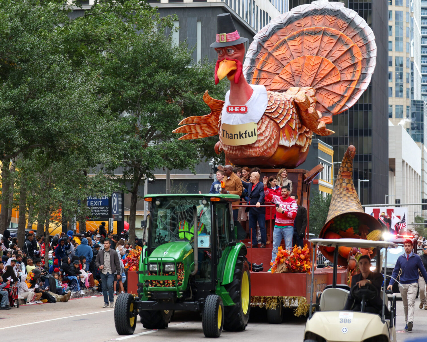 Cool, sunny weather in store for Houston’s Thanksgiving Day parade – Houston Public Media
