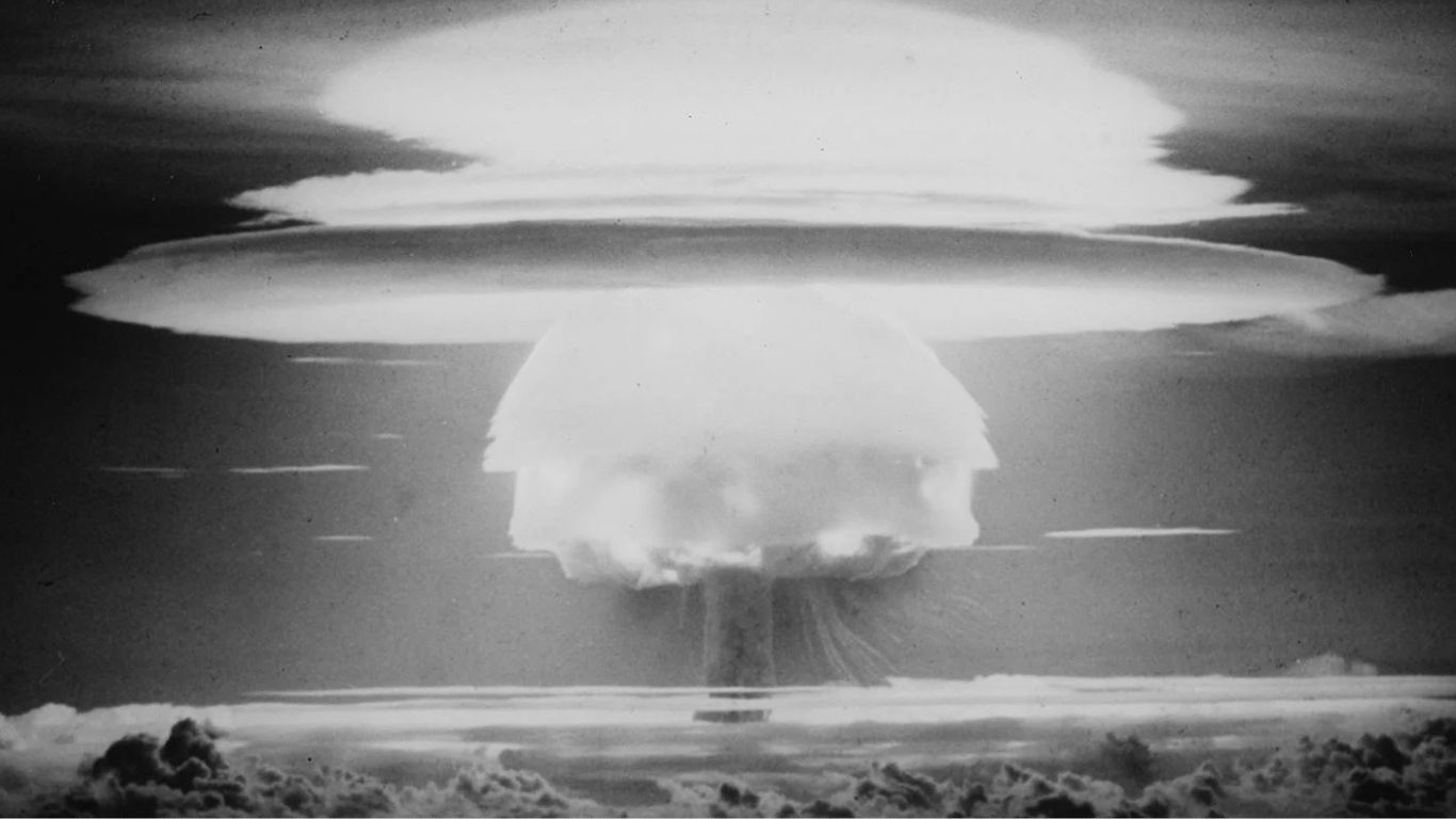 From Oak Ridge to Hiroshima: One family’s memories of the Atomic Age – Houston Public Media