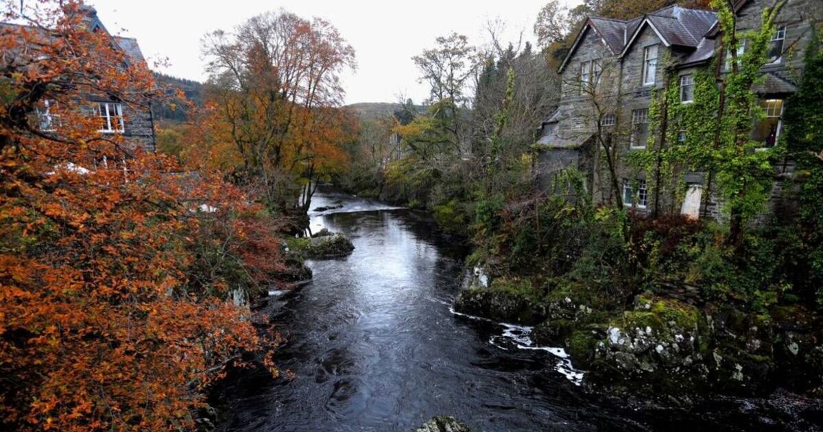 'Fairytale' UK village that's like escaping to the Alps and not far from city | UK | News | Express.co.uk