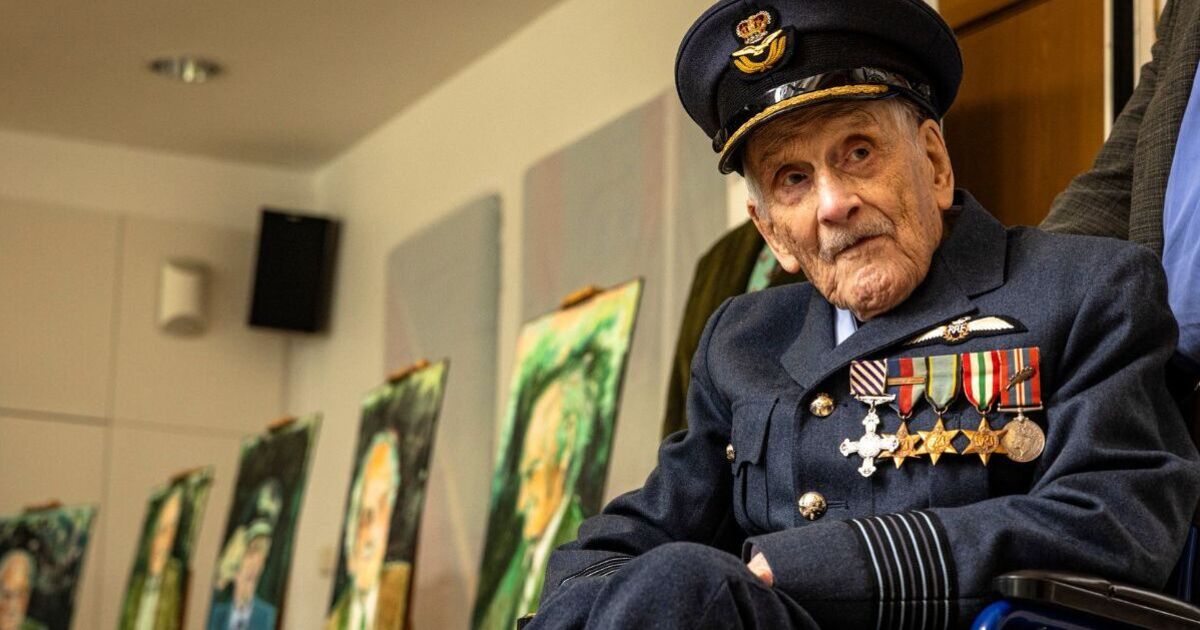 Last surviving Battle of Britain pilot John 'Paddy' Hemingway dies aged 105 | UK | News | Express.co.uk