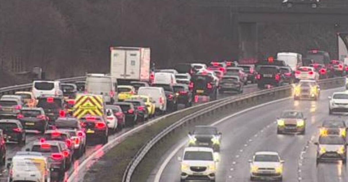 M4 traffic: Two crashes spark closures and delays | UK | News | Express.co.uk