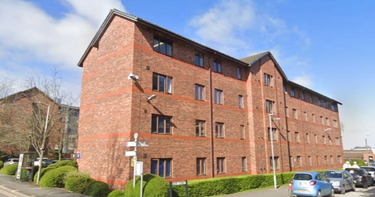 Police rush to University of Lancashire as teen found dead | UK | News | Express.co.uk