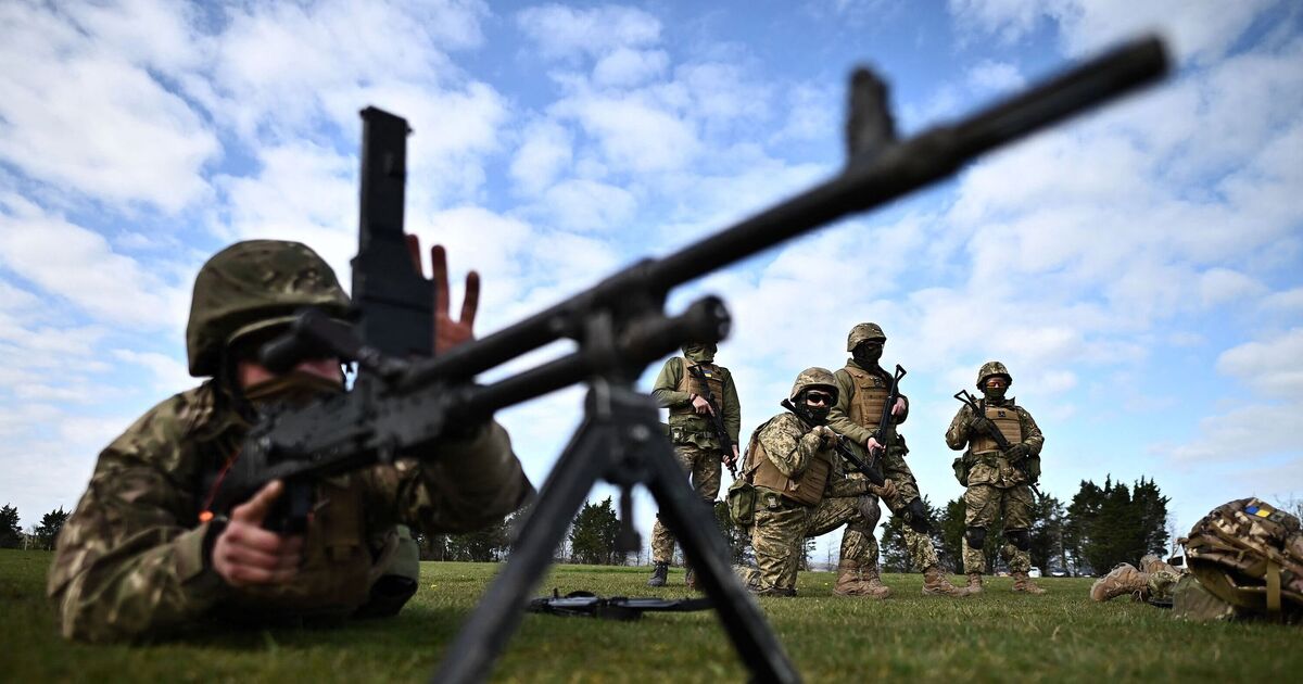 UK conscription 'would not apply' to 1 key group if WW3 breaks out | UK | News | Express.co.uk