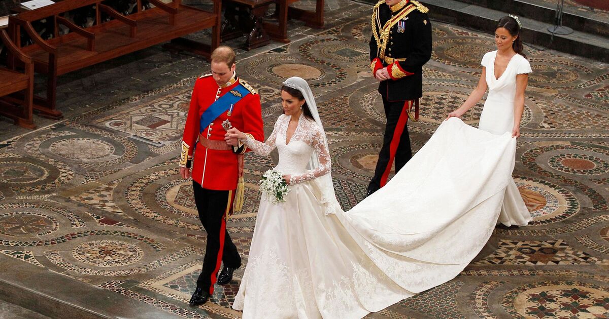 Three words Prince William whispered to Princess Kate on wedding day | Royal | News | Express.co.uk