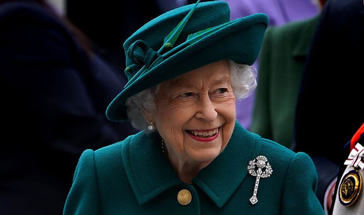 Queen statue POLL: Should a statue be installed on Trafalgar Square's Fourth Plinth? | Royal | News | Express.co.uk