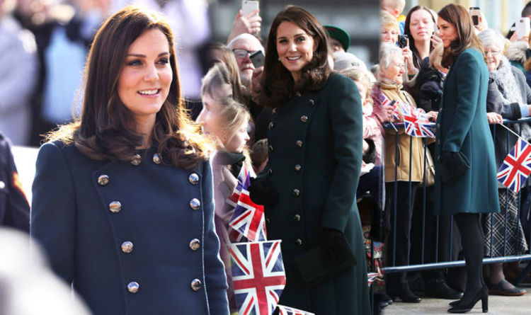 Kate Middleton: Pregnant Duchess COVERS bump in forest green coat | Express.co.uk