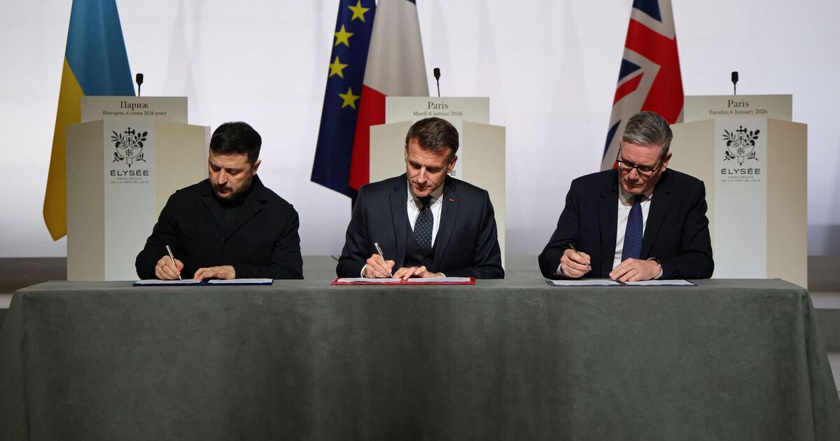 Starmer pledges to deploy UK troops in Ukraine in joint deal with Macron | Politics | News | Express.co.uk
