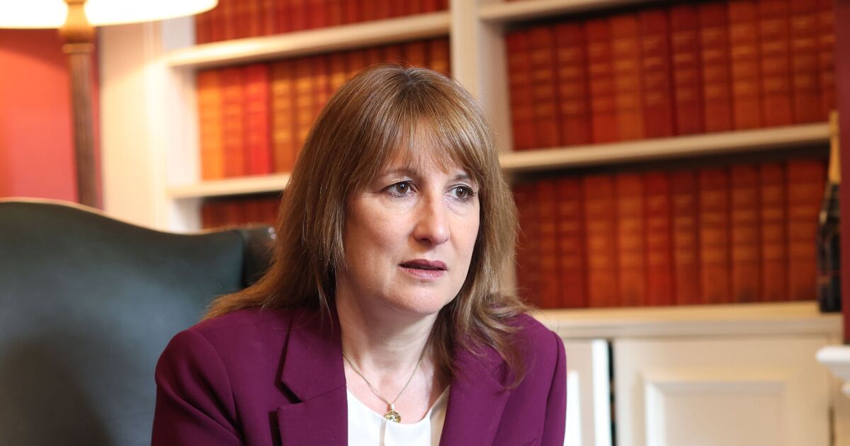 Rachel Reeves hit by triple hammerblow as recession warnings grow | Politics | News | Express.co.uk