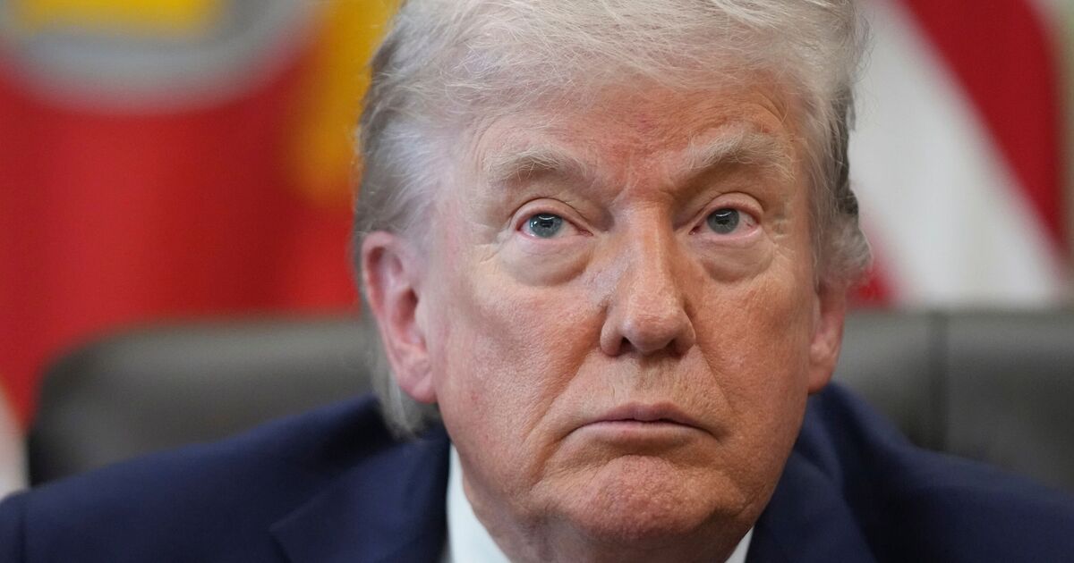 Donald Trump risks Falklands 'bloodbath' and should face impeachment | Politics | News | Express.co.uk