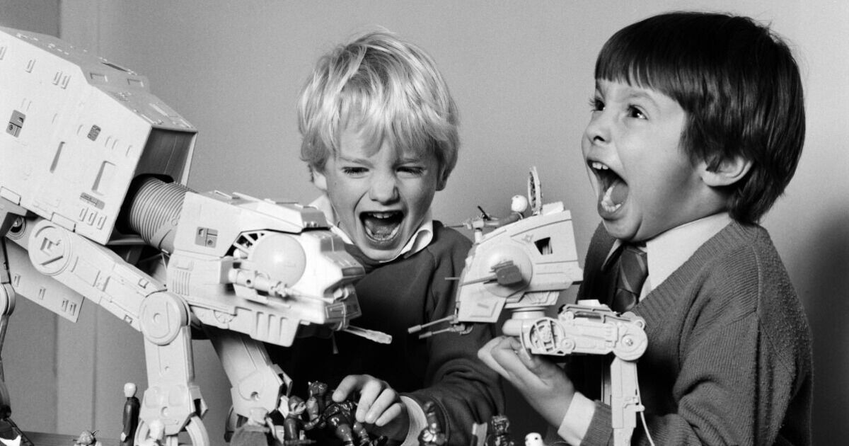 Only 80s children can indentify these 5 must-have toys | History | News | Express.co.uk