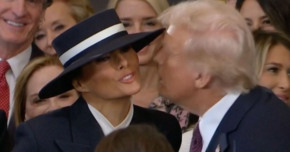 Melania Trump swerves Donald Trump's kiss in awkward inauguration mome | US | News | Express.co.uk