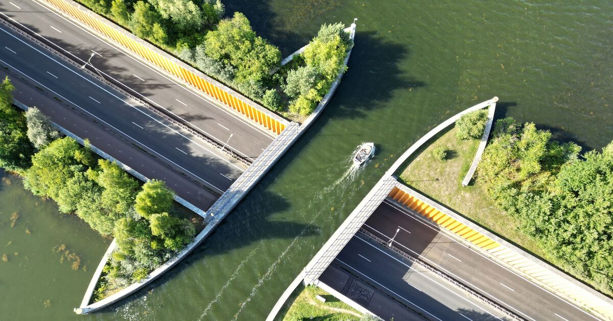 £45m European 'water bridge' where boats sail over 28,000 cars a day | Europe | Travel | Express.co.uk