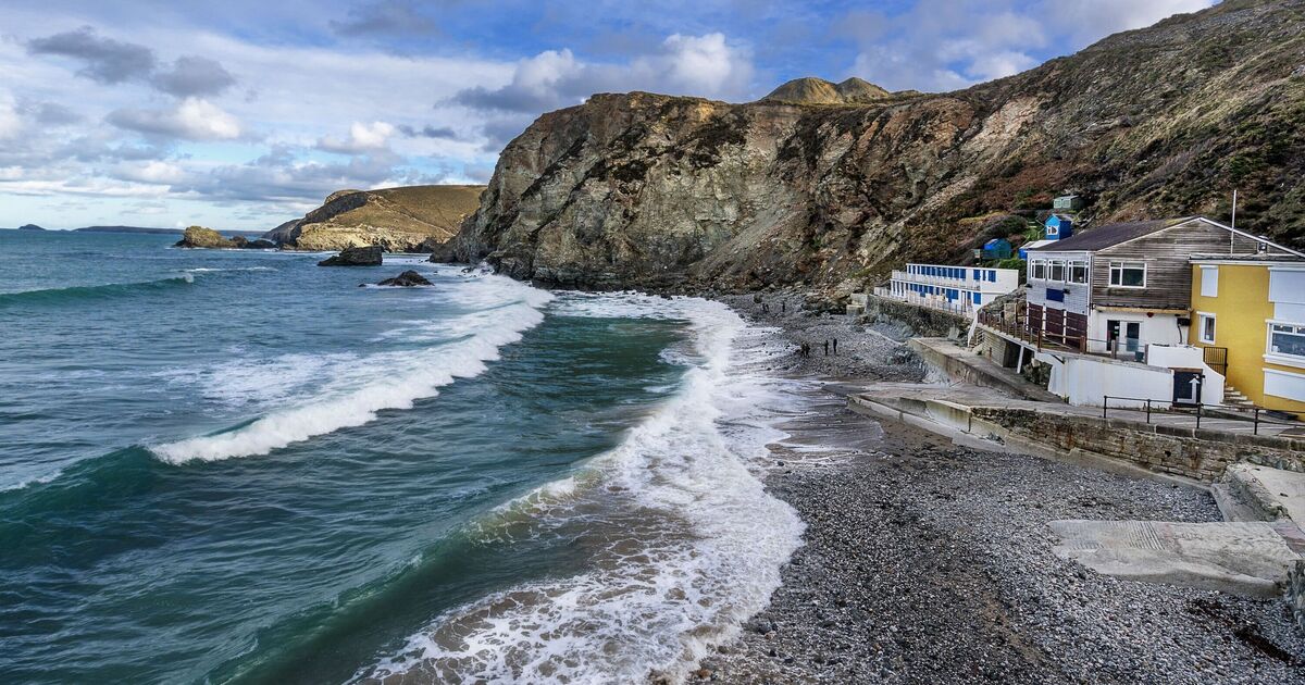 Hidden gem seaside town in Cornwall full of independent businesses and coast paths | Travel News | Travel | Express.co.uk