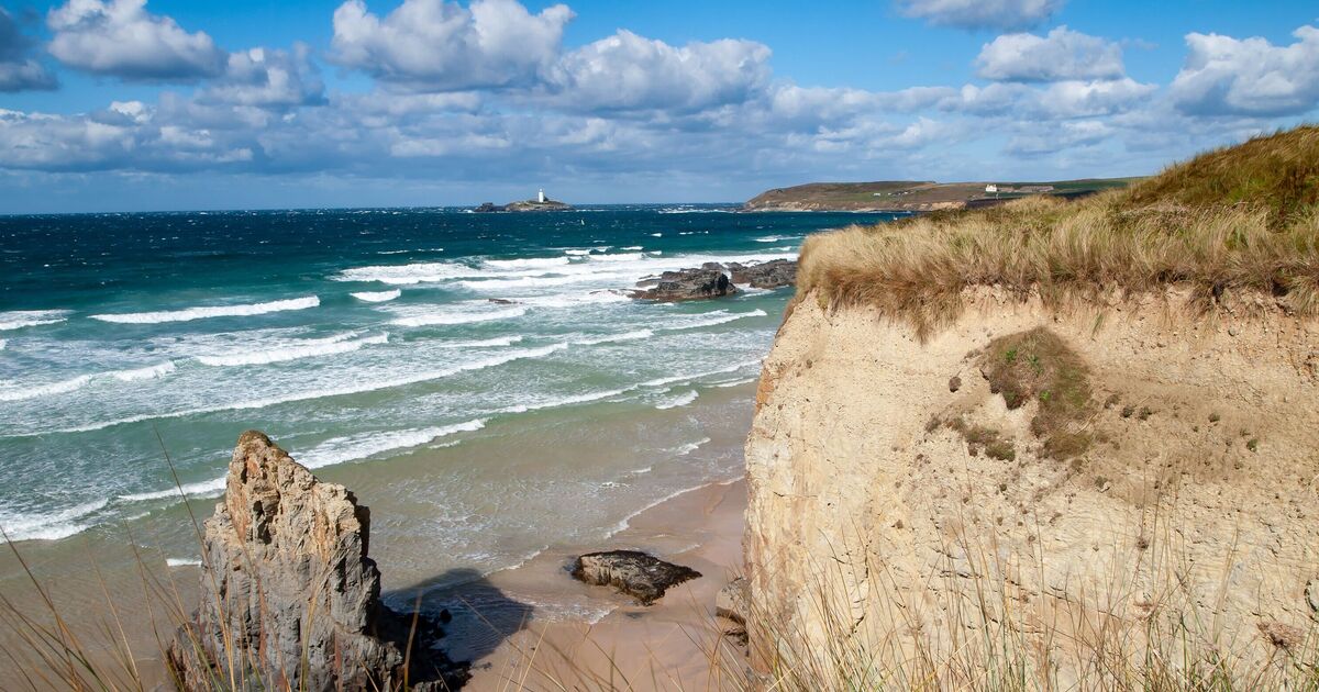 Picturesque 'underrated' beach has golden sand and pristine waters | Travel News | Travel | Express.co.uk