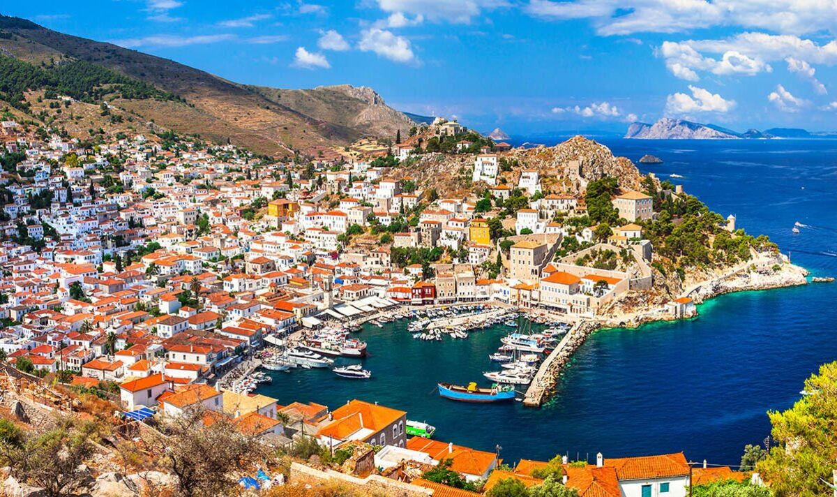 The pretty little Greek island frozen in time where cars are completely banned | Travel News | Travel | Express.co.uk