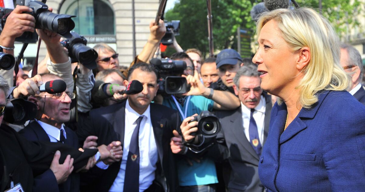 Marine Le Pen's party HQ raided by 20 armed police officers | World | News | Express.co.uk