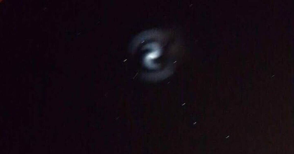 UFO fears across the UK as mysterious 'spinning orb' spotted in the sky | Weird | News | Express.co.uk