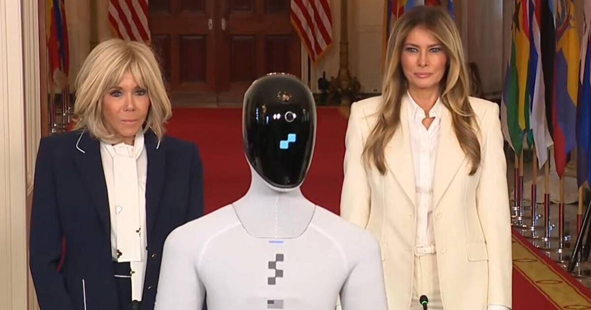 'I'm a psychic - exact date soon Melania Trump will have great weight lifted' | Weird | News | Express.co.uk