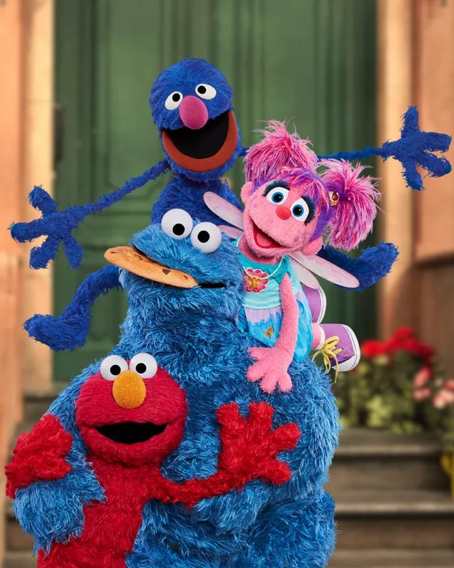 Over 100 Classic Sesame Street Episodes Just Dropped on YouTube Kids | iPhone in Canada