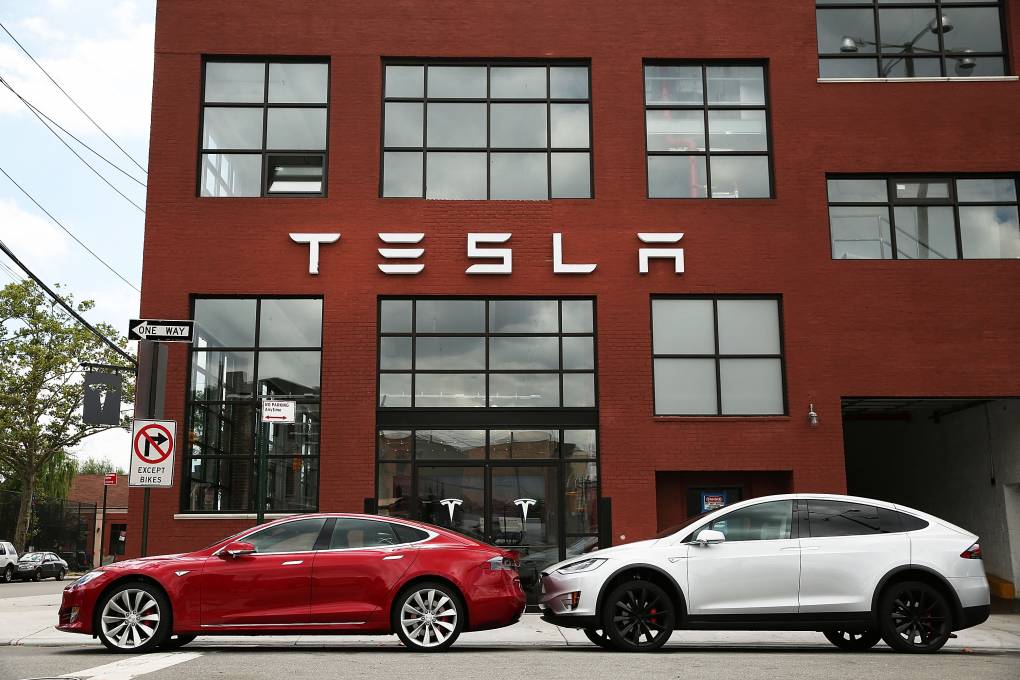Feds Investigate Tesla After Deadly 'Full Self-Driving' Crash | KQED