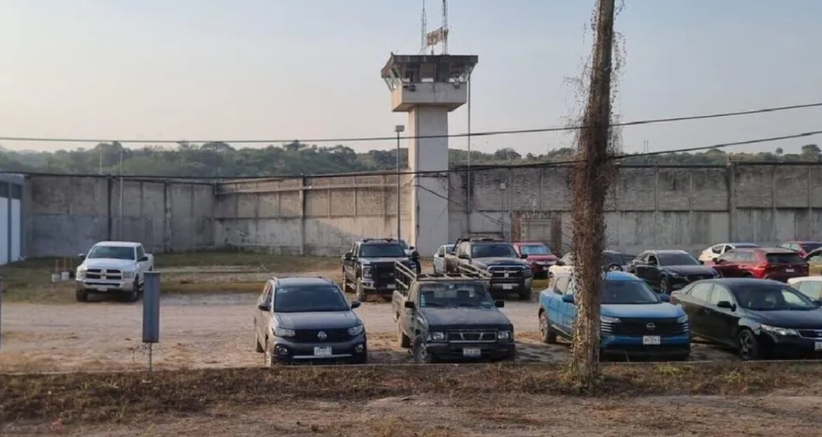 Reos de Puerto Vallarta se fugaron durante bloqueos de este domingo- Grupo Milenio