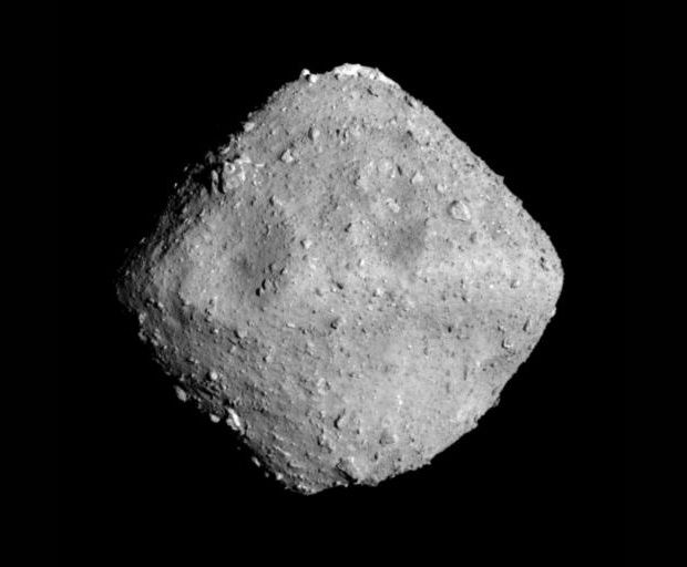 Boulders on Diamond-Shaped Asteroids Hint at Dusty Landslides | Space