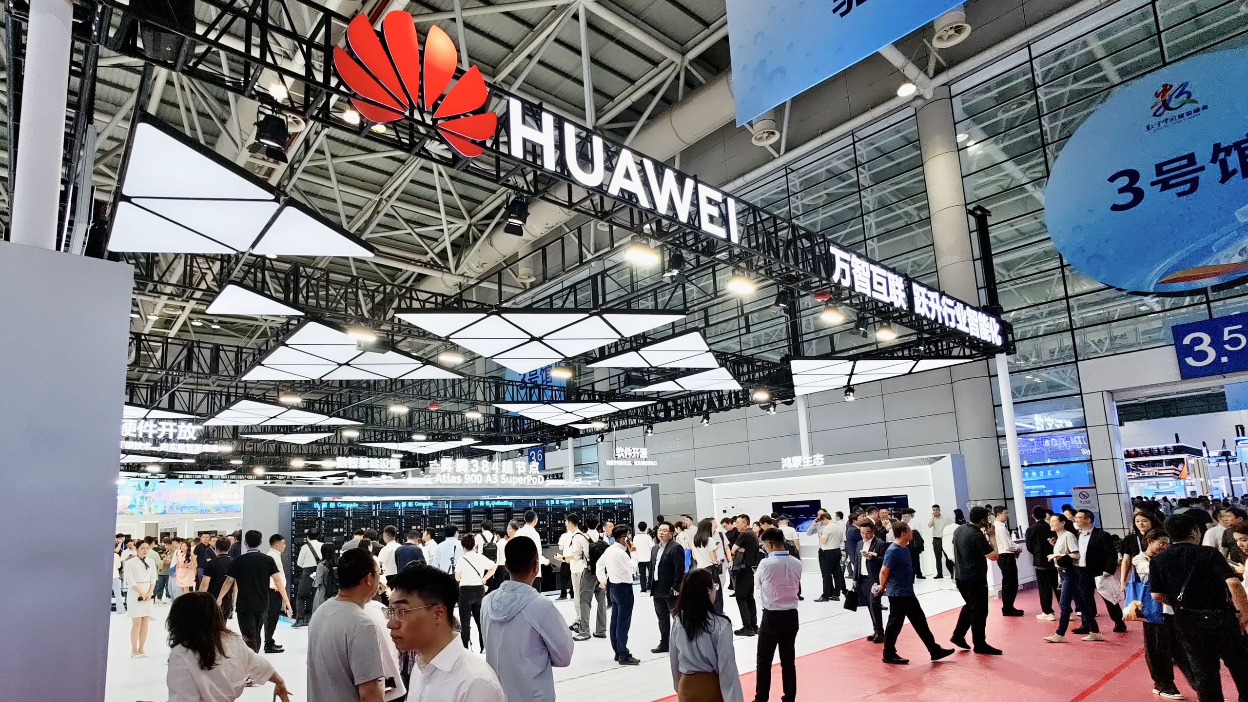 Huawei could seize China’s AI chip crown in 2026 as Nvidia's H200 shipments stall in regulatory limbo — Beijing pushes homegrown AI hardware dominance in a market projected to hit $67 billion by 2030 | Tom's Hardware