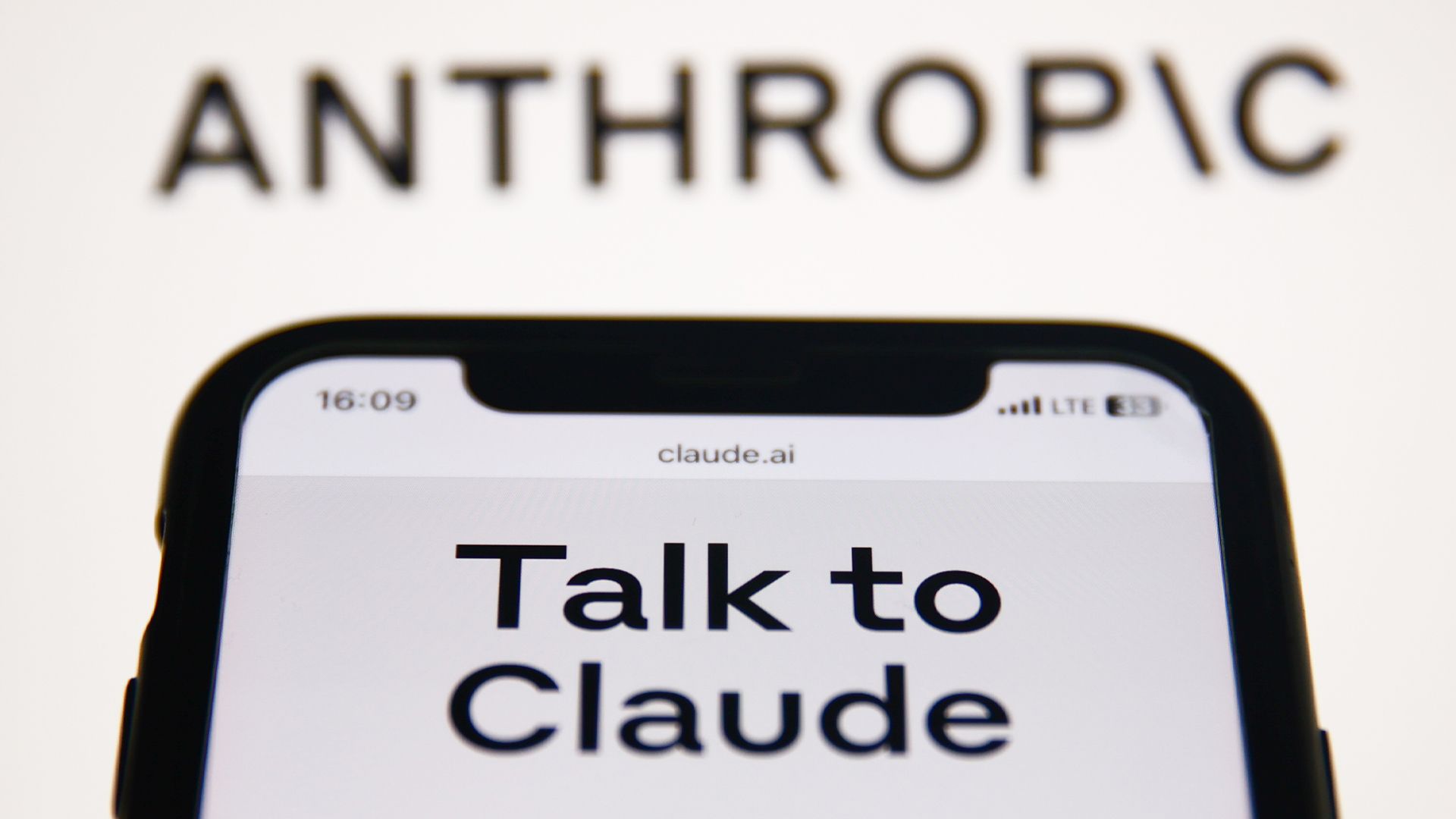Anthropic’s Claude 3.5 Sonnet AI model puts the firm on a collision course with OpenAI and Google | IT Pro