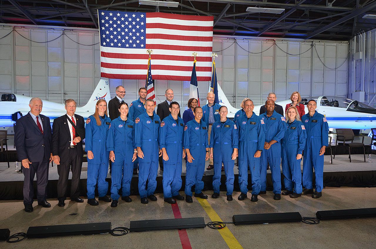 NASA announces 10 new astronaut candidates for future space station, moon missions | Space