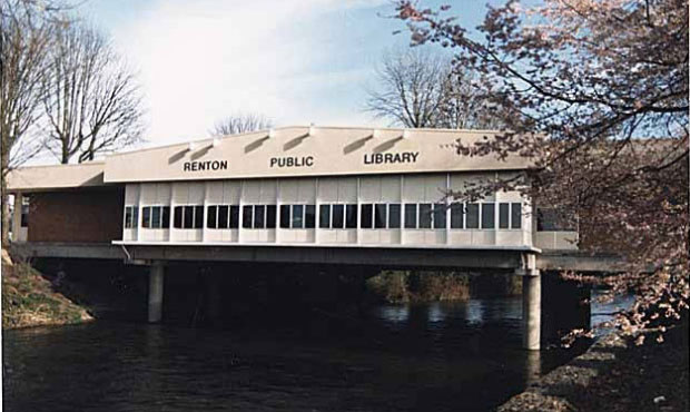 Local mom 'picked up, dragged out' of Renton Library event by police - MyNorthwest.com