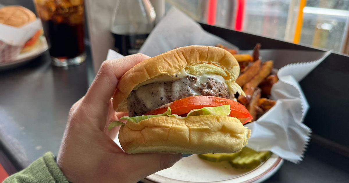 The Enduring Simplicity of Fountain Porter's $6 Burger