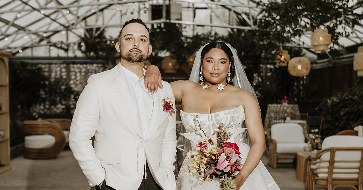 A Horticulture Center Wedding Filled With Bold Fashion and Florals