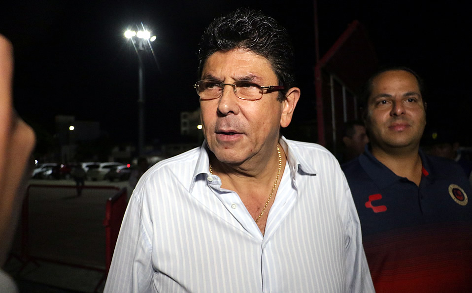 Fidel Kuri reclama 300 mdp tras desafiliación de Veracruz