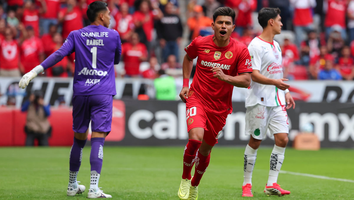 Resumen del partido Toluca vs Chivas (2-0). GOLES
