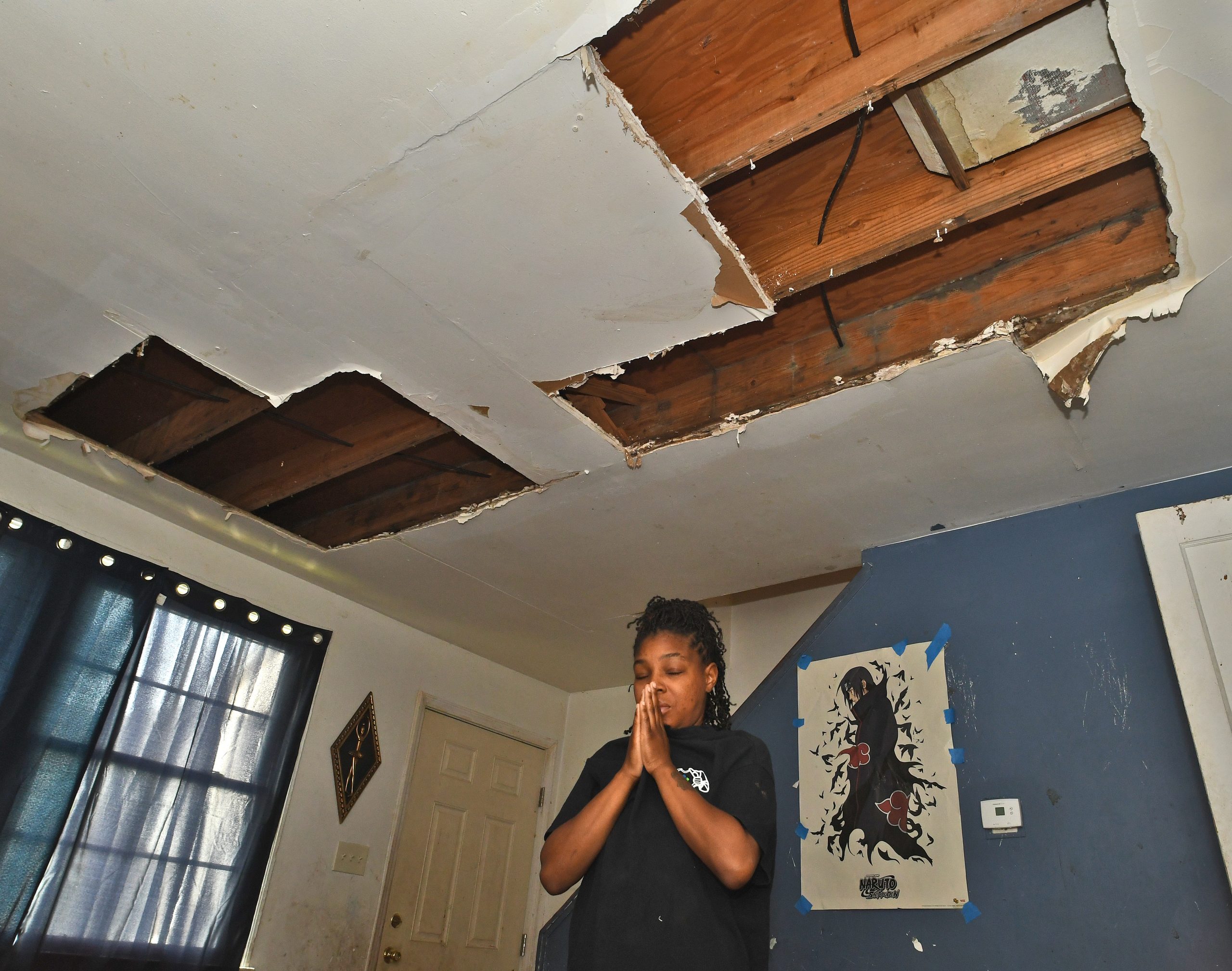 South Side apartment tenants start rent strike after ceiling collapse, code violations