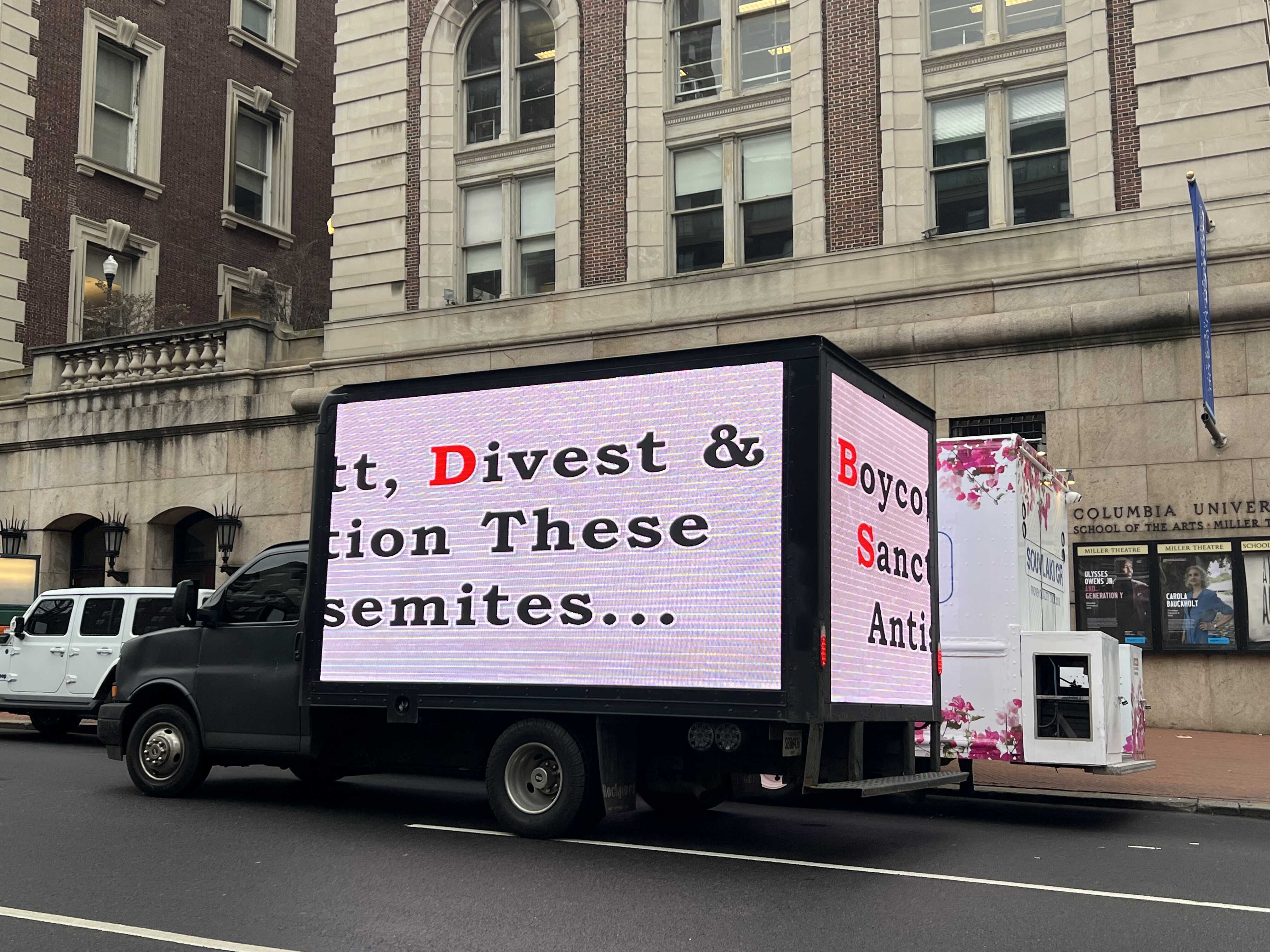 Conservative media group behind ‘doxxing truck’ returns to Columbia, launches new website