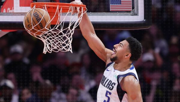 Quentin Grimes Reflects on Learning from Derrick Rose