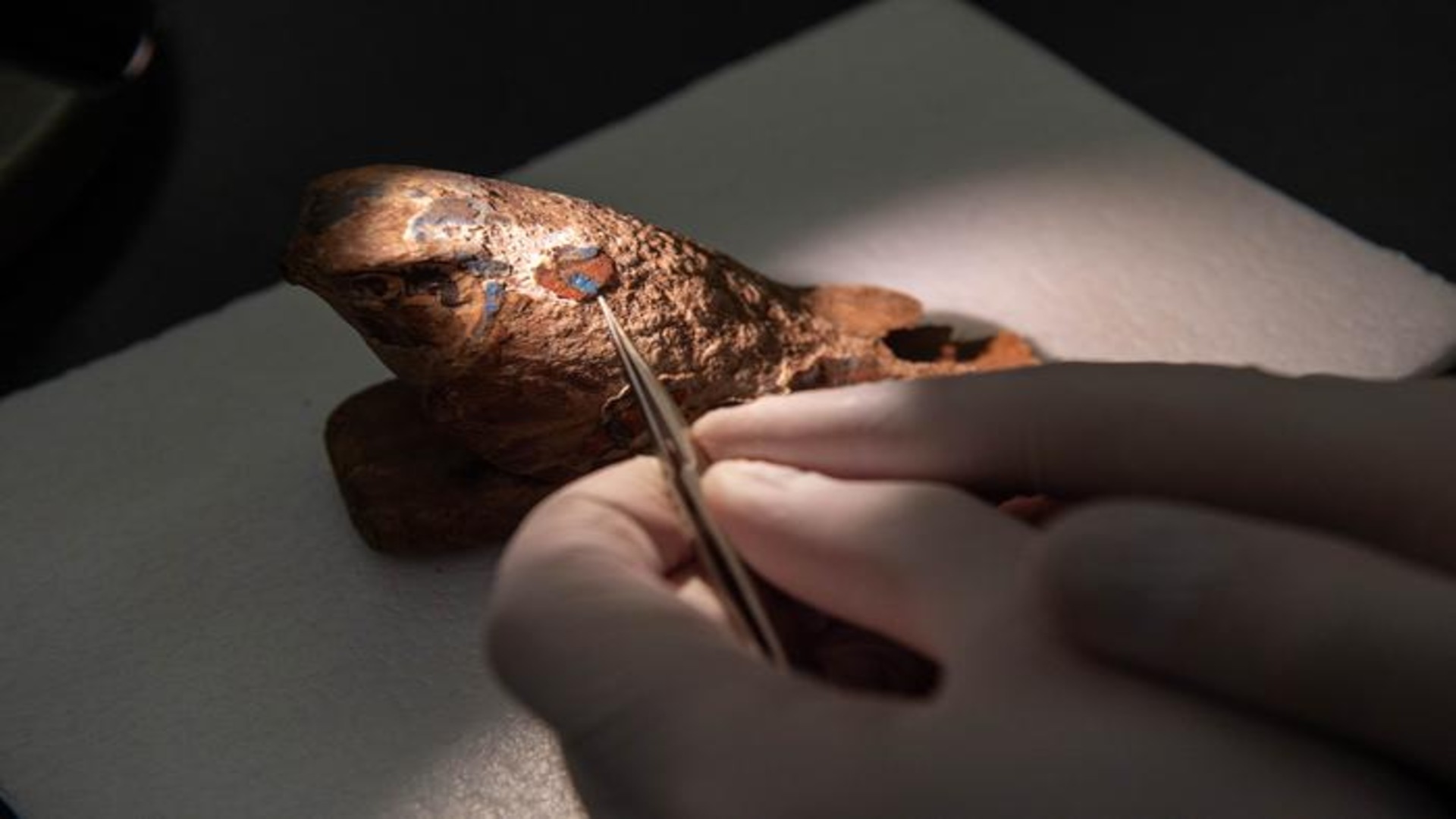 5,000-year-old Egyptian blue brought back to life by US scientists