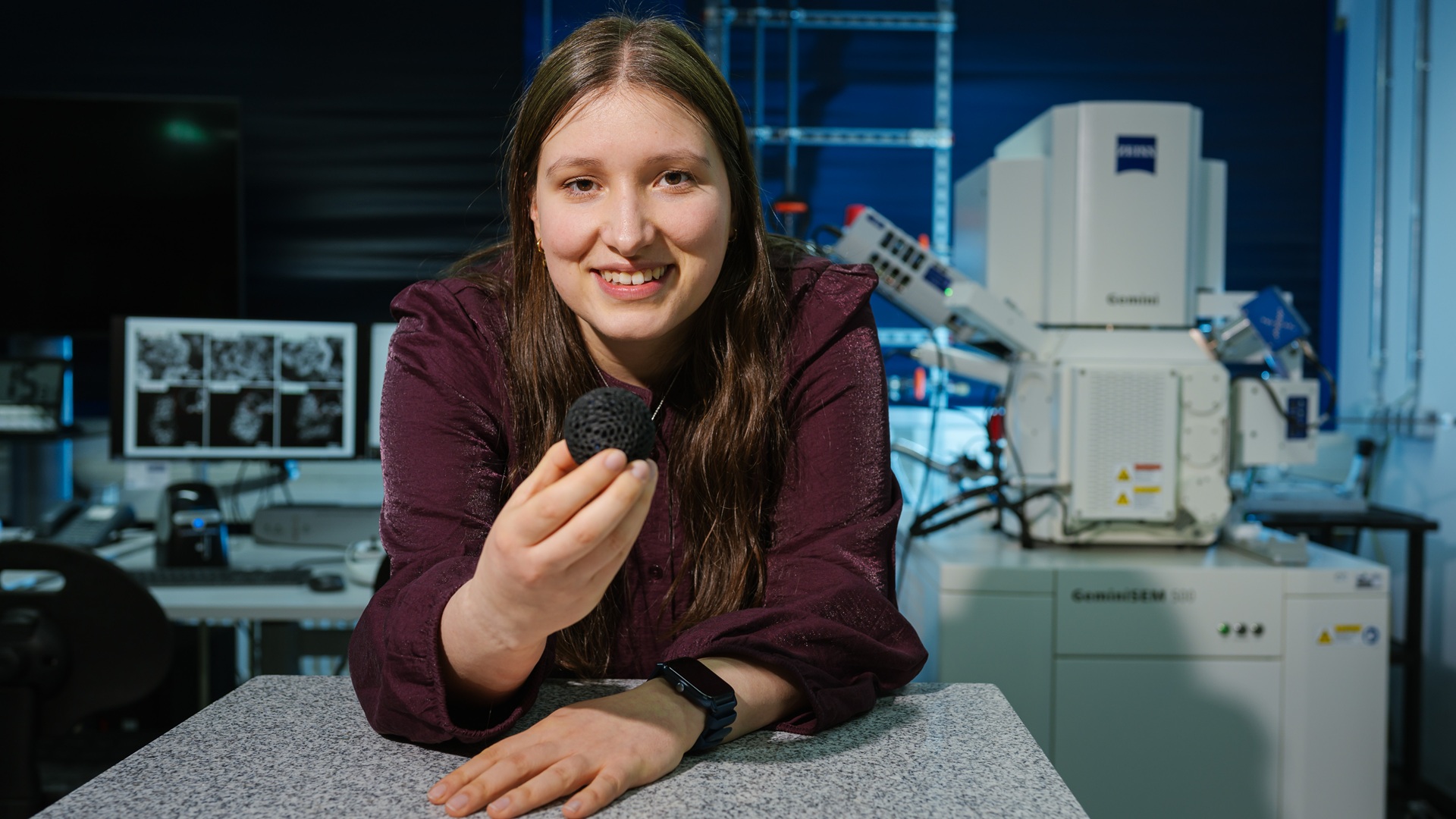 Lithium-ion batteries get storage capacity upgrade from rust anodes
