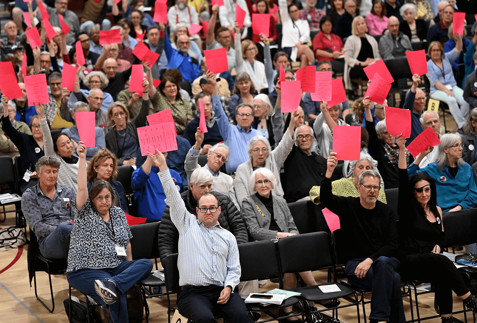 Town Meeting passes Regional School budget over FinCom objection