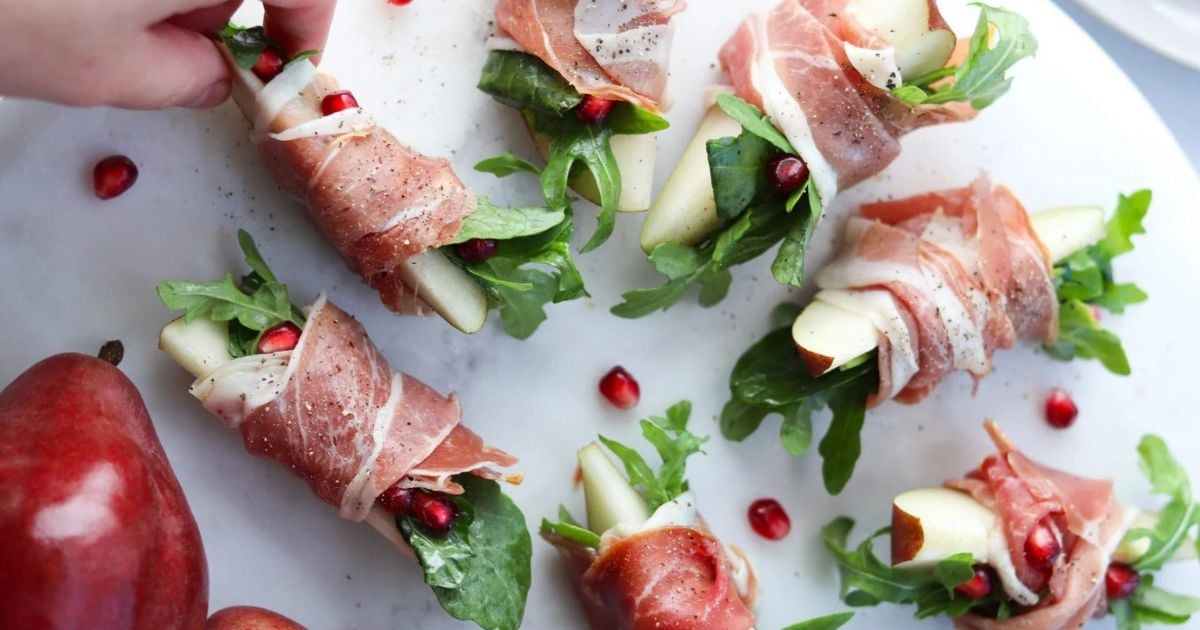 Prosciutto and Pear Salad Bundles | Cook At Home Mom