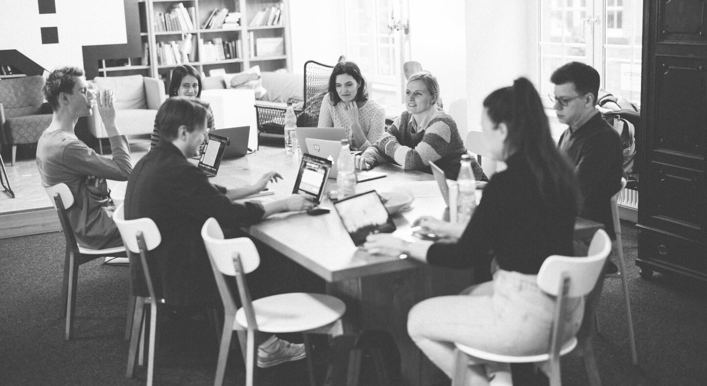 Faktencheck - Das Faktencheck-Team - correctiv.org