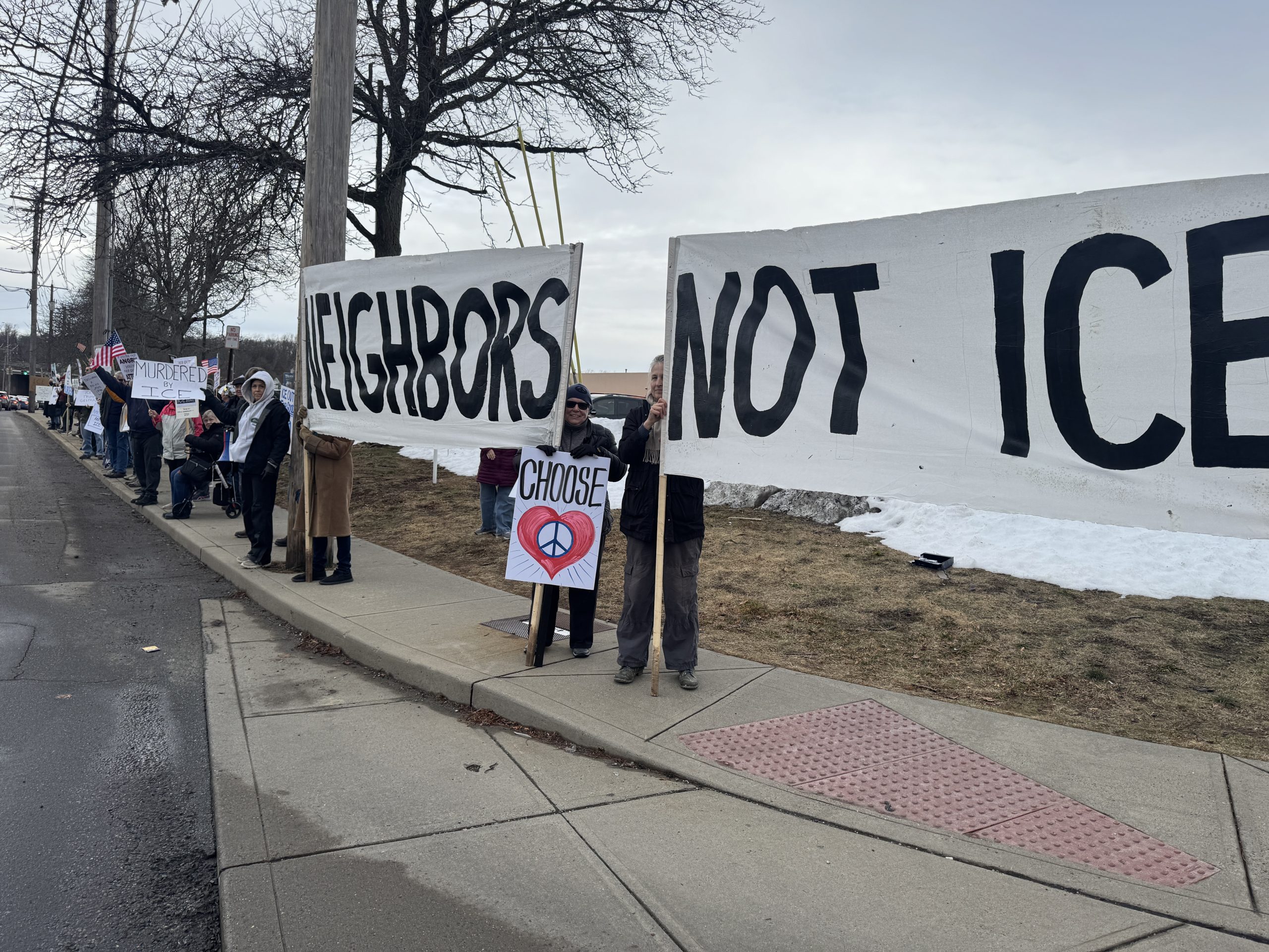CT residents join 'ICE Out for Good' rallies after Renee Good death