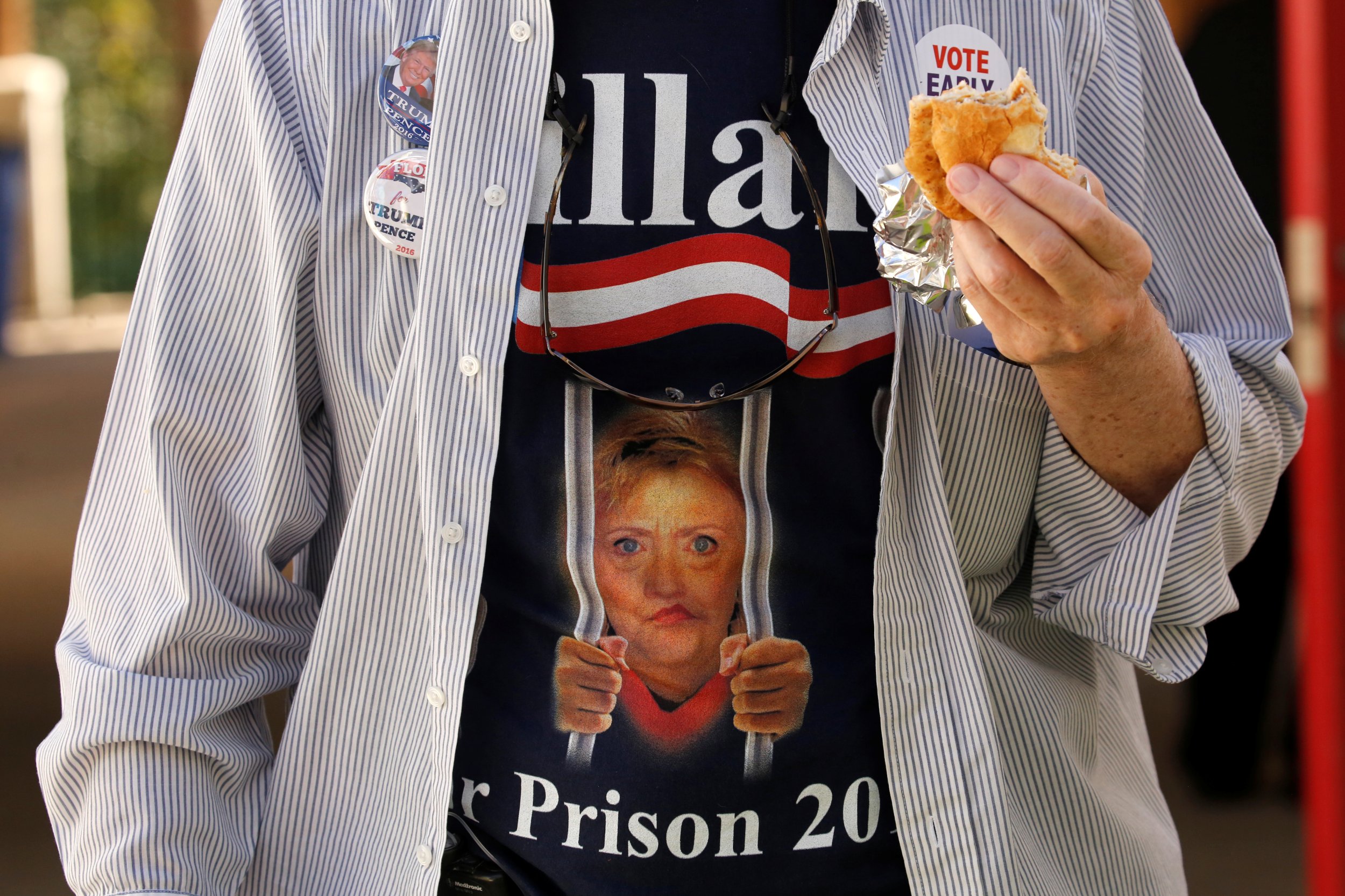 Will Donald Trump Put Hillary Clinton In Jail? President Obama Could Use Pardon In Email Controversy | IBTimes