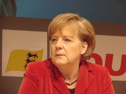 Trump Settles Fraud Suit Over Trump U, Obama Says He'll Give Trump a Chance, Angela Merkel to Seek Fourth Term: A.M. Links