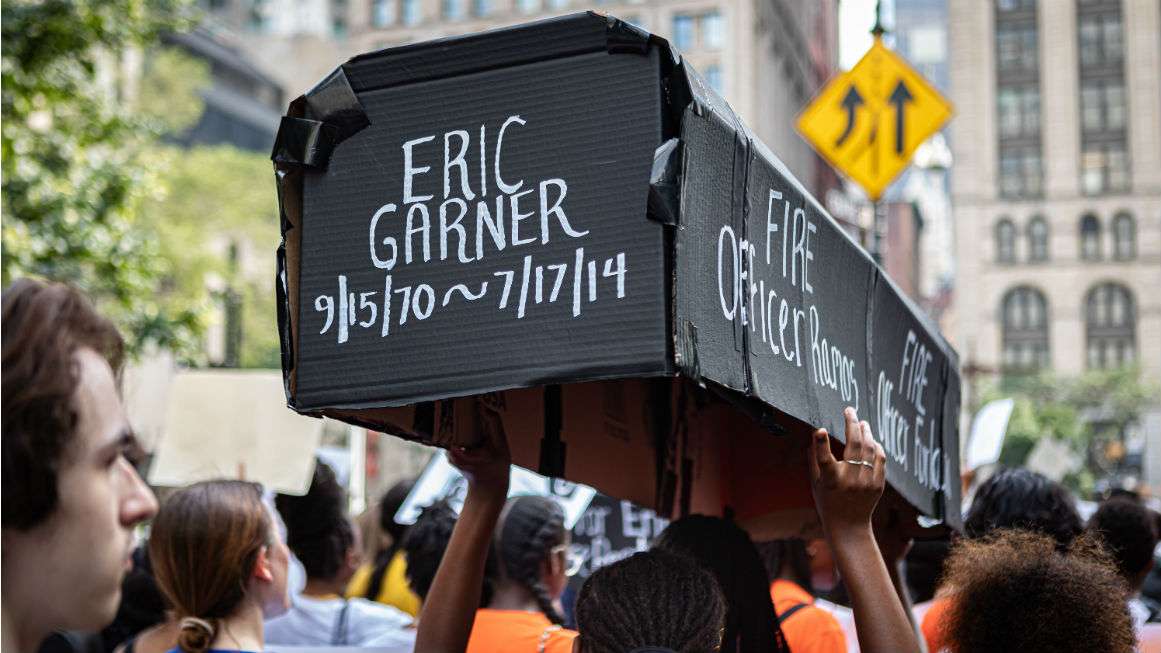 NYPD Officer Daniel Pantaleo Is Fired 5 Years After Placing Eric Garner in a Chokehold