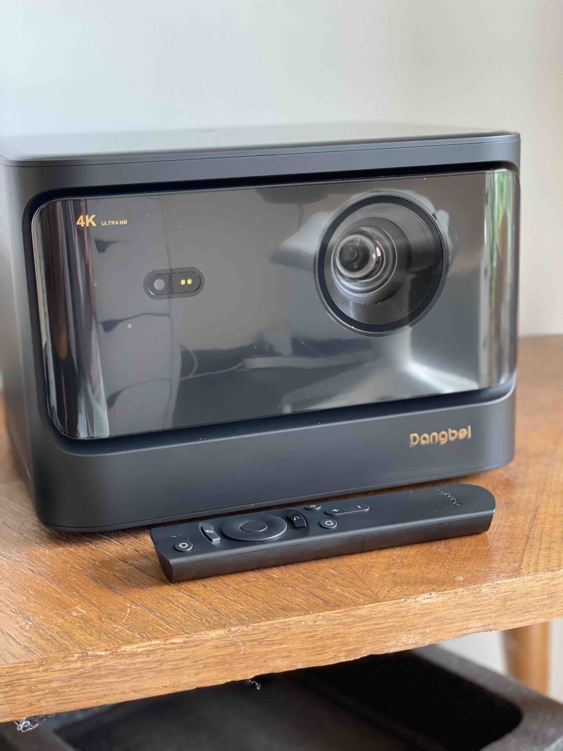 Test et avis sur le vidéoprojecteur Dangbei Mars Pro 4K Laser : Qualité Ultra HD à prix abordable