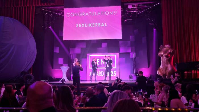 SexLikeReal has been named Best VR Porn Site in the world at the Venus Awards 2025 - Daily Sport