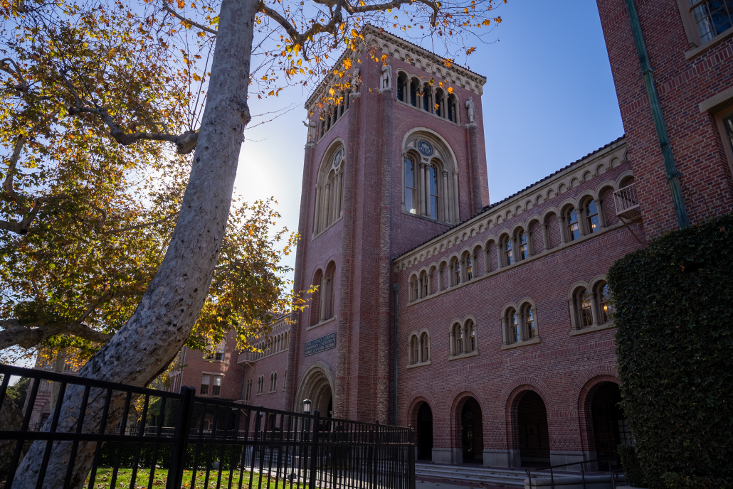 University’s operating deficit exceeds $200 million, layoffs to come - Daily Trojan